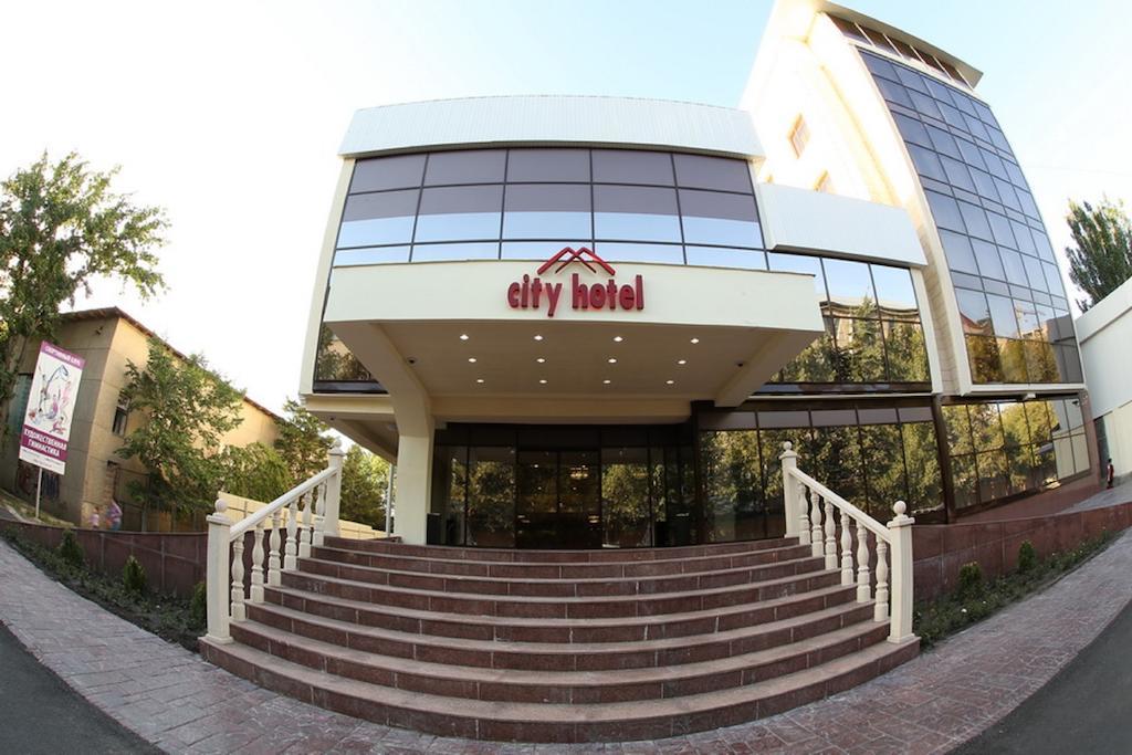 City Hotel Bishkek Exterior photo