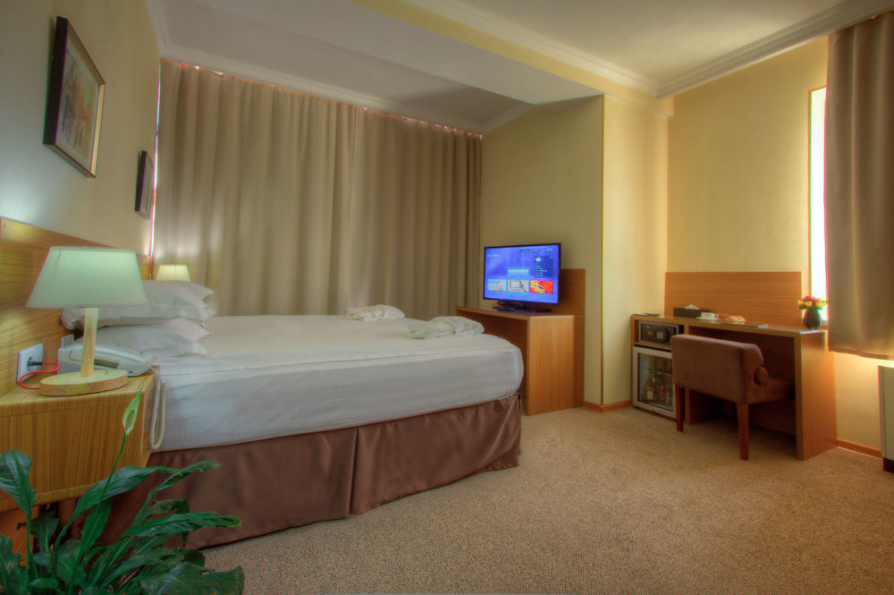 City Hotel Bishkek Exterior photo
